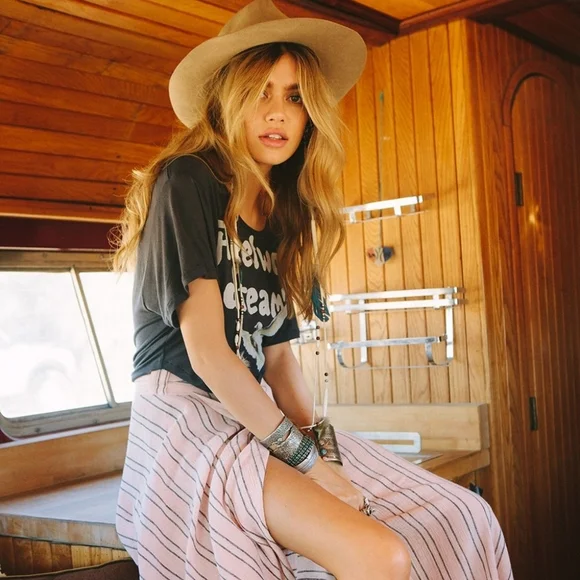 Rare spell designs Fleetwood Dreamin cropped tee S dream'n dreaming - Picture 9 of 16